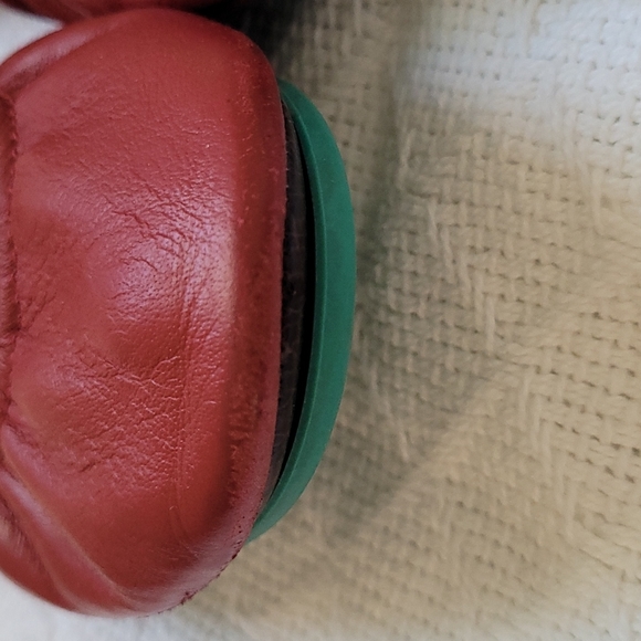 Cardinal Red Tieks - Sz 8 - Picture 5 of 16